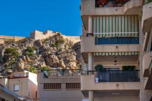 Foto da galeria de Large Bright Henrys Holiday Apartment on Spains Costa Calida em Águilas