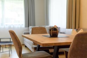 Posedenie v ubytovaní Haus St Anton - INKL PREMIUM SOMMERKARTE