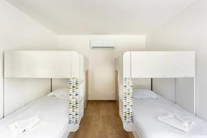 Postel nebo postele na pokoji v ubytování La Grignotière Lodge & Spa + 35 fotografií