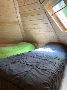 Postel nebo postele na pokoji v ubytování Team Holiday - Camping de l'Etang du Pays Blanc