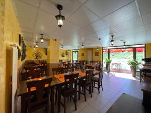 Restorāns vai citas vietas, kur ieturēt maltīti, naktsmītnē Hotel Cims Pas de La Casa
