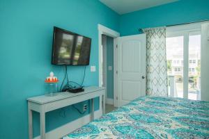 Imagen de la galería de Conch Out by Oak Island Accommodations, en Oak Island 154 fotos más