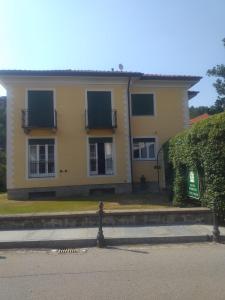 Gallery image of Casa Patrone appartamento Luigi in Nebbiuno