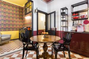 Posezení v ubytování La casa di Gatsby Art Deco in Centro Gorizia con Parcheggio e Terrazza