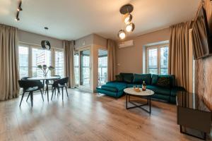 Posedenie v ubytovaní Mennica Residence Luxury Location