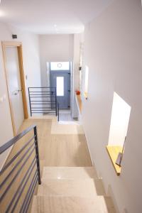 A bed or beds in a room at ΟNIRO Comfort Living