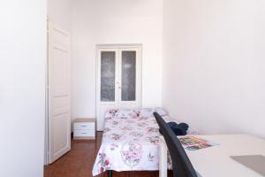 Postel nebo postele na pokoji v ubytování Comfy 4 rooms apt in the heart of Chueca (Madrid center)