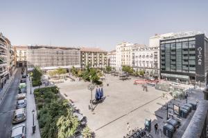 Nespecifikovaný výhled na destinaci Madrid nebo výhled na město při pohledu z apartmánu