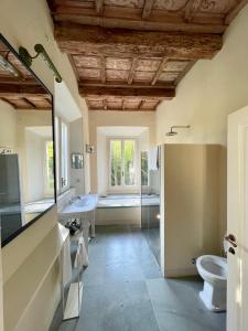 Et badeværelse på Il Casale Denari