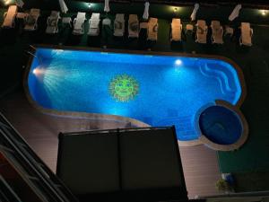 Bazén v ubytování Hotel SOLE nebo v jeho okolí