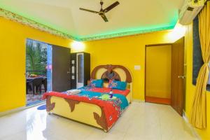 Ένα ή περισσότερα κρεβάτια σε δωμάτιο στο Lonavala Dream Villa