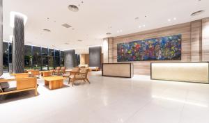 Posezení v ubytování The Empyrean Cam Ranh Beach Resort