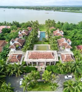 Afbeelding uit fotogalerij van Emerald Hoi An Riverside Resort in Hội An