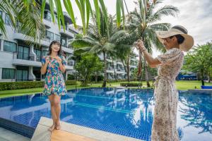 Holiday Style Ao Nang Beach Resort, Krabi内部或周边的泳池