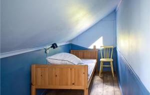 Postel nebo postele na pokoji v ubytování Gorgeous Home In Vimmerby With Kitchen