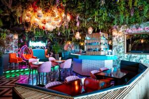 Posezení v ubytování Cristal Hotel Abu Dhabi