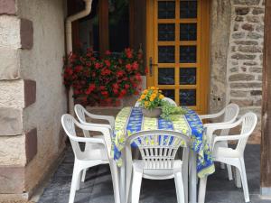 Zdjęcie z galerii obiektu Maison campagne avec 3 chambres, Cheminée et Terrasse, près d'Epinal - FR-1-589-417 w mieście Chantraine