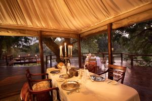 A restaurant or other place to eat at Hamiltons Tented Camp