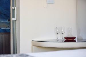 Nápoje v ubytování Ni President Suite, DeMaNi President Suites