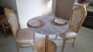 Zdjęcie z galerii obiektu Appartement baroque Sully w mieście Sully-sur-Loire