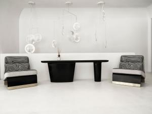 Uma área de estar em Myconian O, a Member of Design Hotels