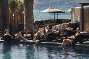 Hóspedes ficando em Myconian O, a Member of Design Hotels