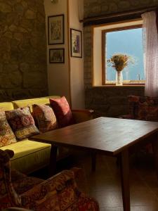 Zona de estar de Mood Hotel Kazbegi