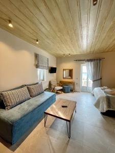 Postel nebo postele na pokoji v ubytování Limeni Village + 37 fotografií
