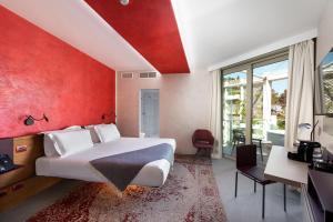 Кровать или кровати в номере Carrick Hotel Camogli Portofino Coast