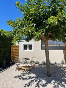 Imagen de la galería de Magnifique chalet aux portes de la Drôme, en Saint-Rambert-d'Albon