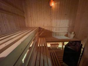 Fotografia z galérie ubytovania Prestige Apartament z sauna Zbojnicka Piwnica Krupowki v Zakopanom