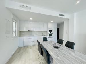 A kitchen or kitchenette at Villa Tranquilidad