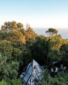 Příroda nedaleko luxury tent