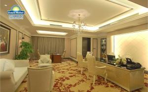 Χώρος καθιστικού στο Days Hotel by Wyndham Logan City Huizhou