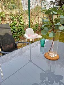 Photo de la galerie de l'établissement Besoin de vous ressourcer Maison 3ch, à Vallon-Pont-dʼArc