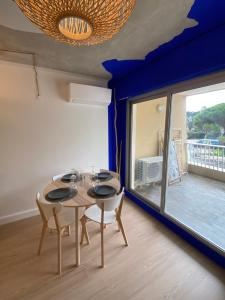 Balkón alebo terasa v ubytovaní Santorini hyerois + 4 fotografie