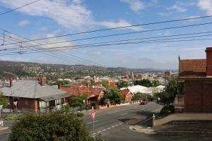 a view of a residential street in a town at Hillview House Launceston in Launceston