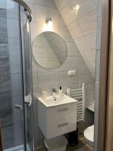 Kúpeľňa v ubytovaní Apartamenty Cichy Kącik