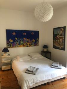 Postel nebo postele na pokoji v ubytování Villa 10-12 pers centre La Baule 300m de la Mer