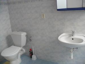 Koupelna v ubytování Apartmány Prima