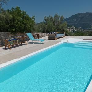 Πισίνα στο ή κοντά στο KOTSERIS LUXURY VILLAS, Jiovanni Villa & Angelina Villa