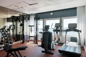 Fitness centrum a/nebo fitness zařízení v ubytování Elite Plaza Örnsköldsvik