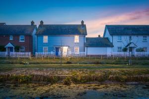 Gallery image of Seasalt Camber in Camber