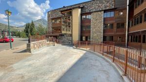 Imagen de la galería de C15 - Apartamento gran terraza Aigualluts - Villmor, en Cerler