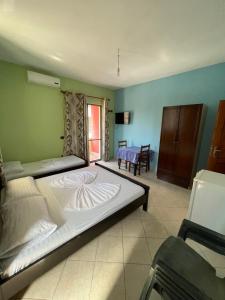 ドゥラスにあるFestim hotelのギャラリーの写真