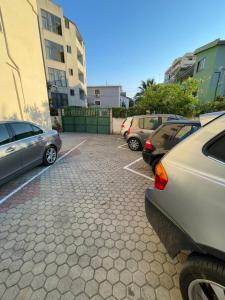 ドゥラスにあるFestim hotelのギャラリーの写真