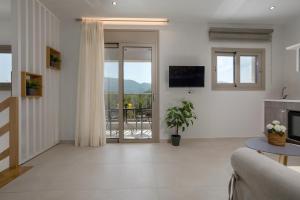 Μια τηλεόραση ή/και κέντρο ψυχαγωγίας στο Villa Olivea