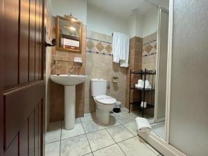 Koupelna v ubytování Hotel Al-Andalus