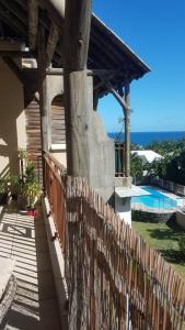 Басейн в Les Chandels Appartement avec terrasse vue mer Manapany les bains або поблизу