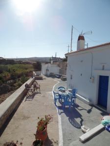The building in which the holiday home is located